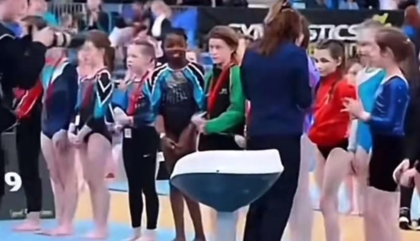 Ρατσισμός στην Ιρλανδία: Δεν έδωσαν μετάλλιο σε νεαρή μαύρη αθλήτρια της ενόργανης