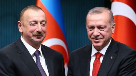 Ναγκόρνο Καραμπάχ: Συνάντηση Ερντογάν με τον πρόεδρο του Αζερμπαϊτζάν
