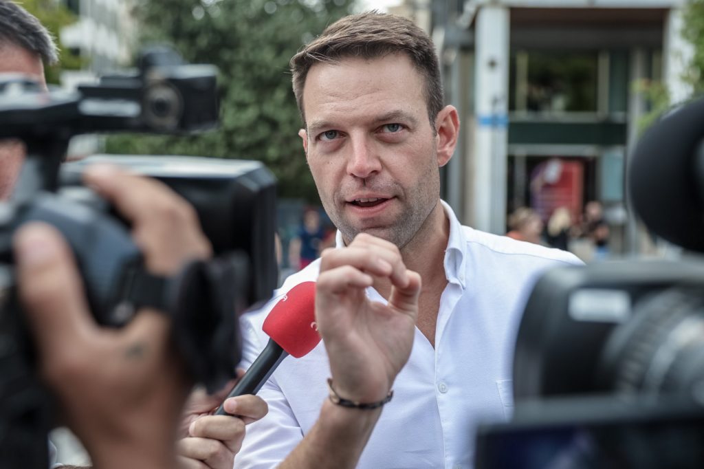 Στέφανος Κασσελάκης: Οι τρεις εβδομάδες της επικοινωνιακής «καταιγίδας»