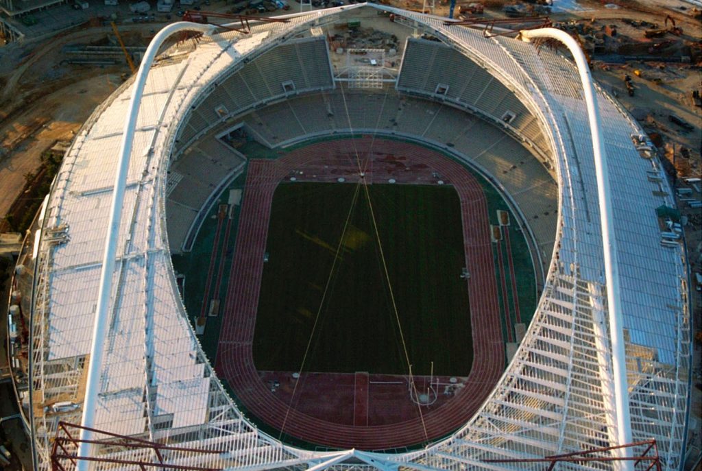 ΟΑΚΑ: Κλείνει μέχρι νεωτέρας, επικίνδυνο το στέγαστρο Καλατράβα