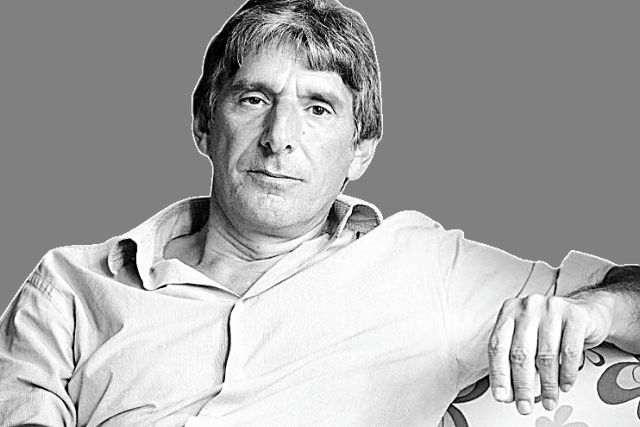 Πολιτικά προφίλ και ετικέτες