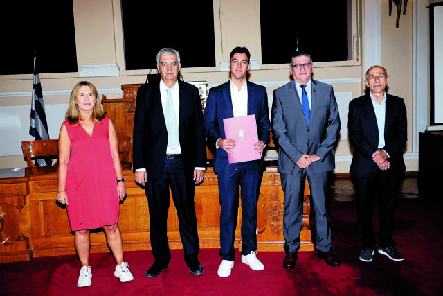 Μαθητές «οικονομολόγοι» από τον «Ερμή» του ΟΠΑ