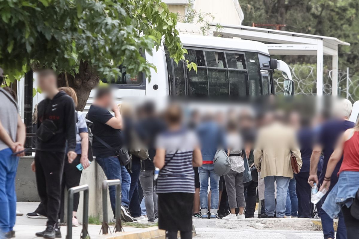 Νέα Ιωνία: Βίντεο ντοκουμέντο από τις συλλήψεις των χούλιγκαν