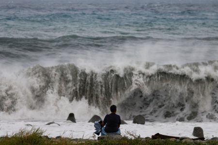 Τυφώνας Κόινου:  Έφερε ανέμους ισχύος «ρεκόρ» στην Ταϊβάν