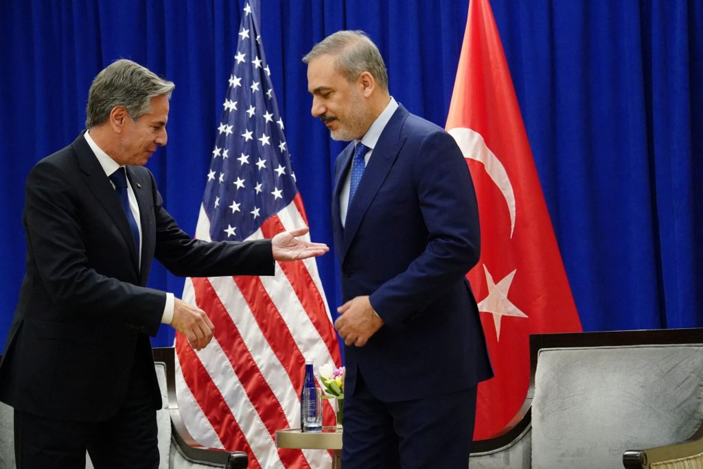 Τηλεφωνική επικοινωνία Μπλίνκεν – Φιντάν για την κατάρριψη του drone