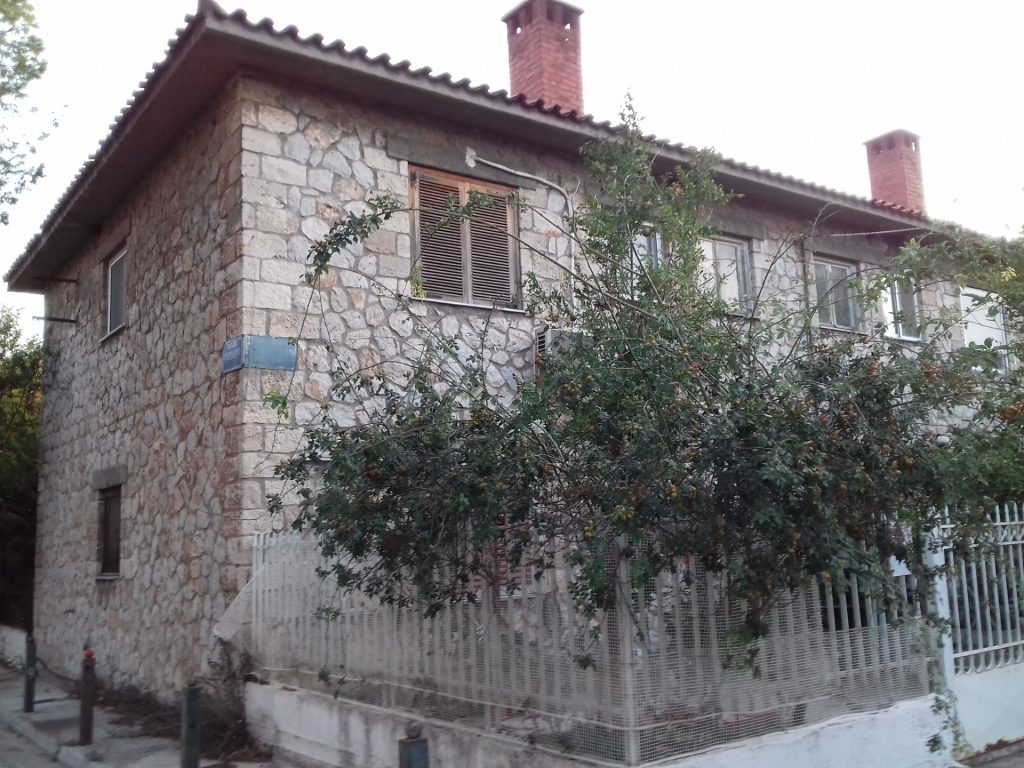 Το άλλο πρόσωπο της σκοτεινής κυρίας