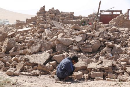Αφγανιστάν: Ξεπέρασαν τους 2.400 οι νεκροί από τον σεισμό