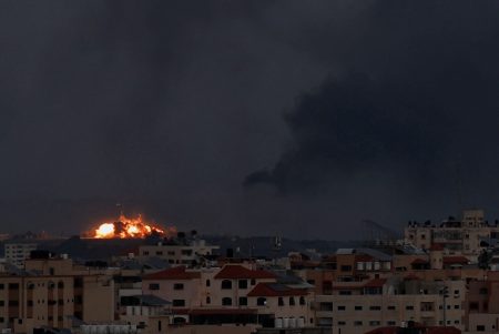 Πόλεμος στο Ισραήλ: Προετοιμάζεται το έδαφος  για την χερσαία επιχείρηση στη Γάζα – Σφοδροί βομβαρδισμοί