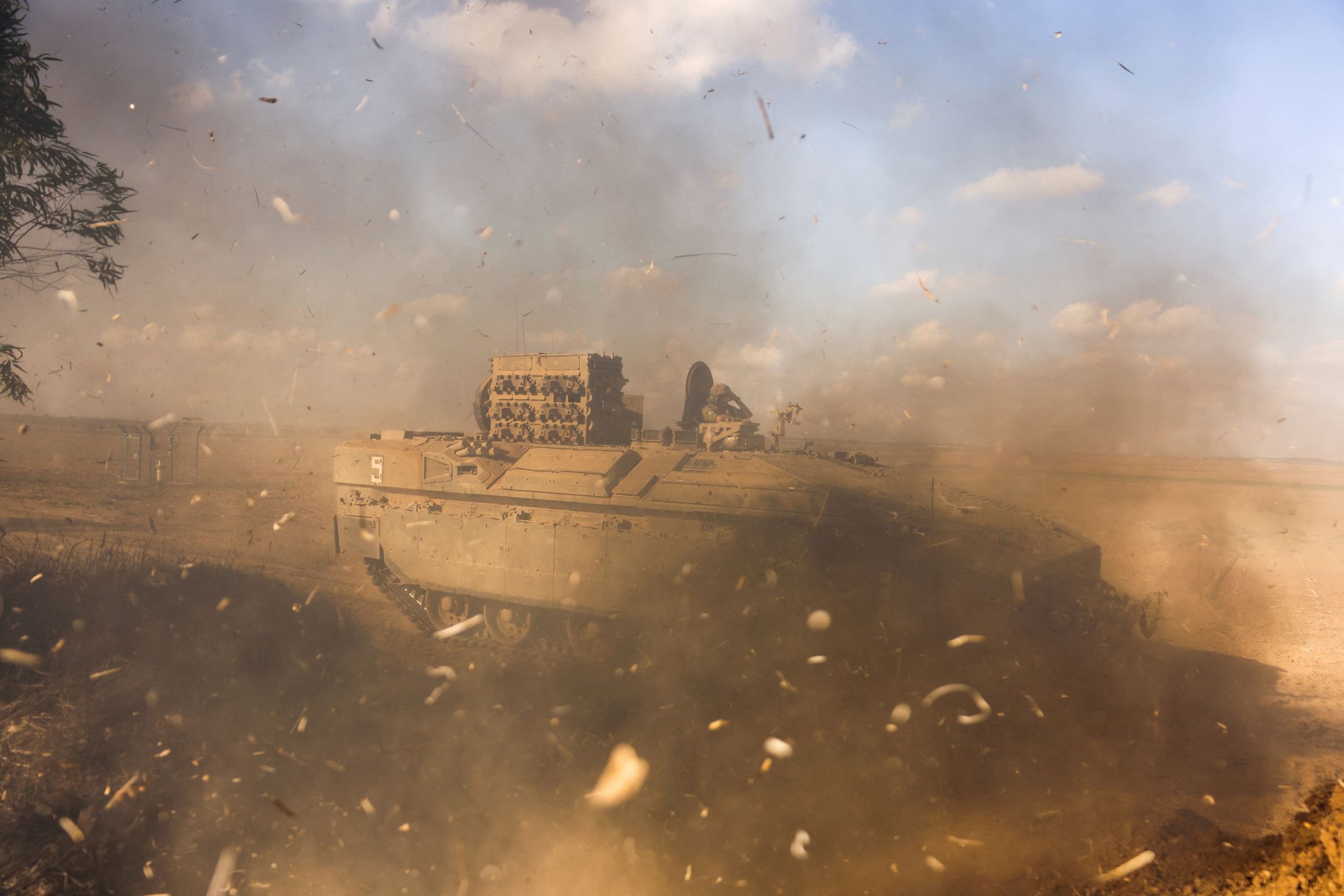 Ωρα μηδέν για Γάζα: Τι περιμένει ο στρατός του Ισραήλ για να ξεκινήσει την χερσαία επίθεση