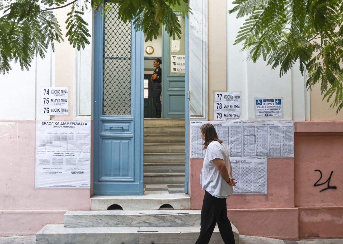 Δημοτικές εκλογές: Παραμένει χαμηλή η συμμετοχή – Κάτω από 30%