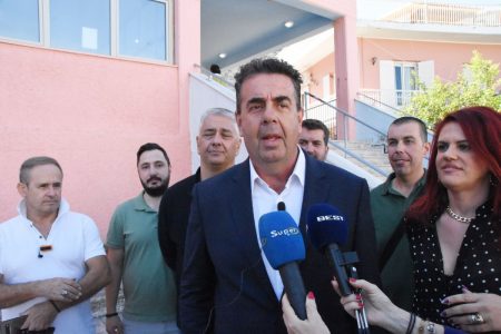 Ναύπλιο: Έχασε ο δήμαρχος που άφηνε περιττώματα στο σπίτι του αντιπάλου του