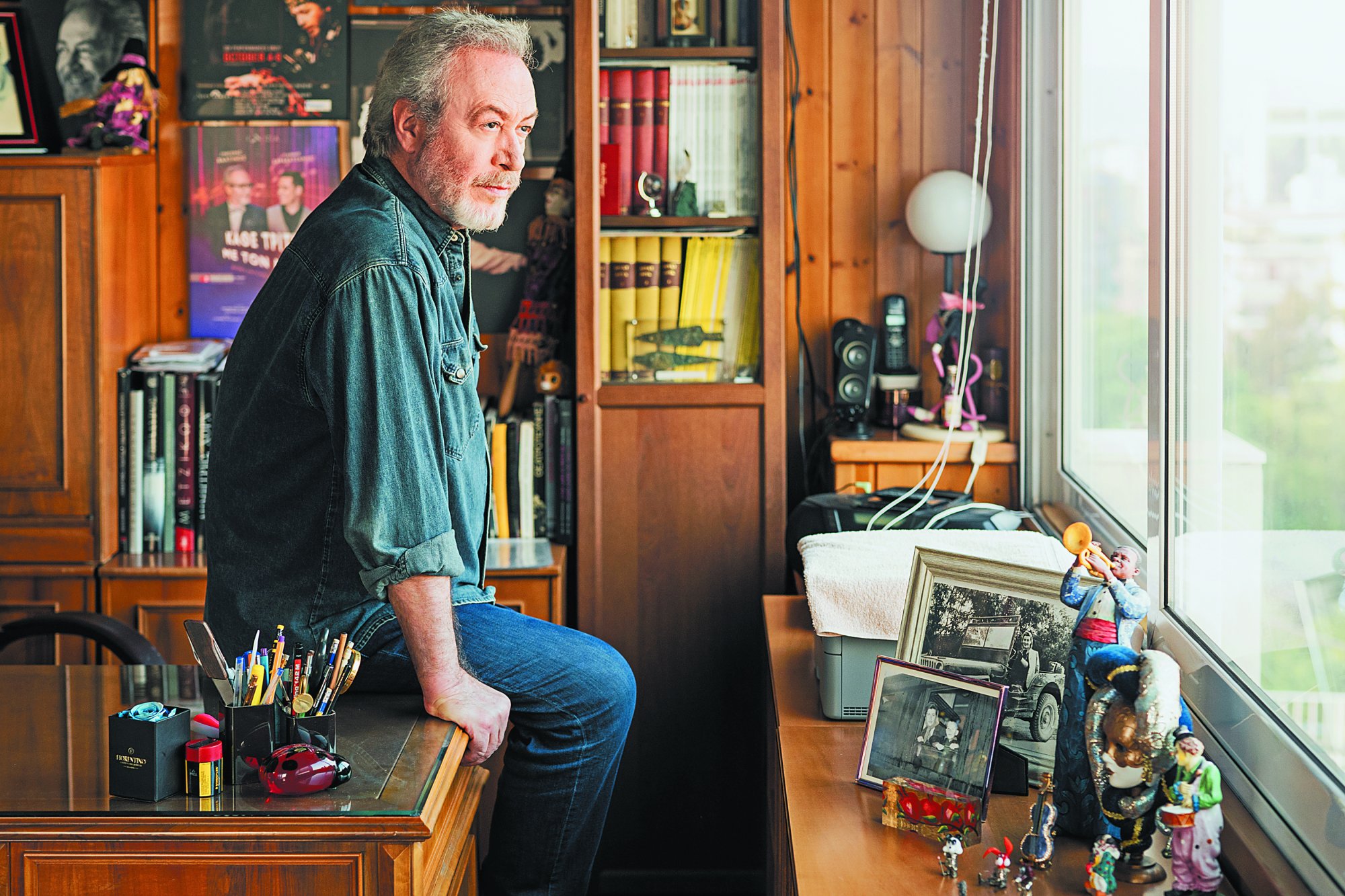 Γρηγόρης Βαλτινός: «Οι ηθοποιοί πρέπει να είναι καμικάζι»