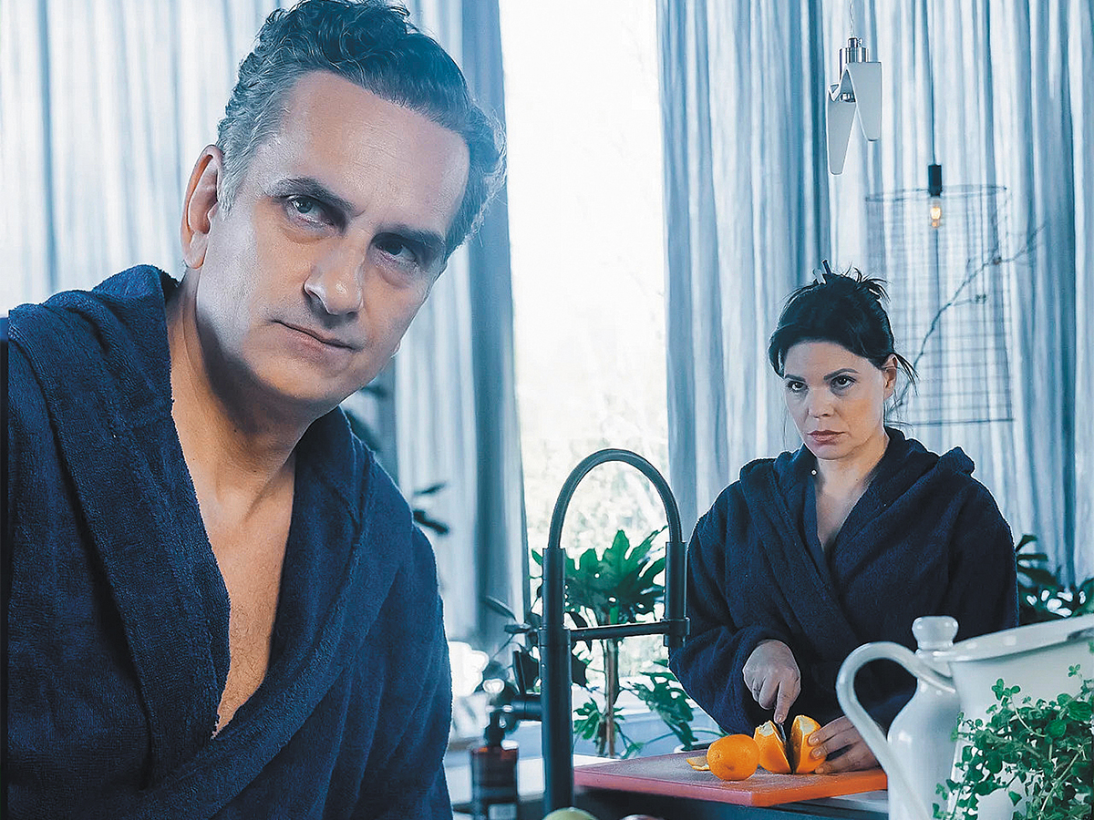 Νίκος Ψαρράς: «Το θέατρο είναι ψυχική τροφή»