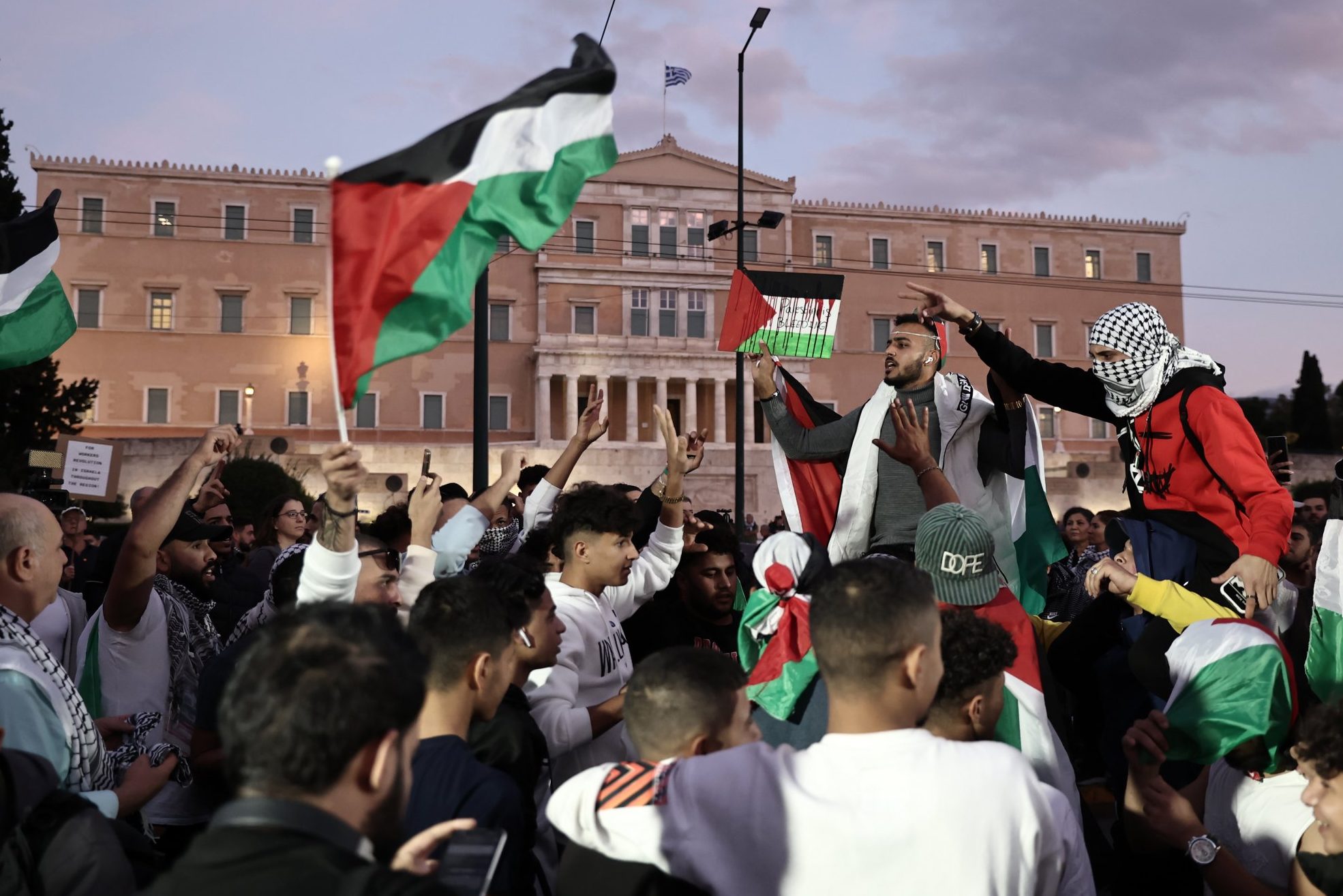 Συγκέντρωση για την Παλαιστίνη στο Σύνταγμα – Διακοπή κυκλοφορίας