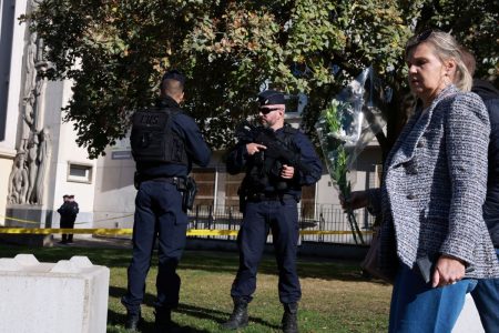 Γαλλία: Επίθεση με μαχαίρι, πληροφορίες για έναν νεκρό