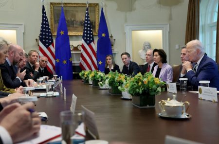 Συνάντηση Μπάιντεν – ηγεσίας της Ε.Ε. στον Λευκό Οίκο με θέμα τον πόλεμο στο Ισραήλ