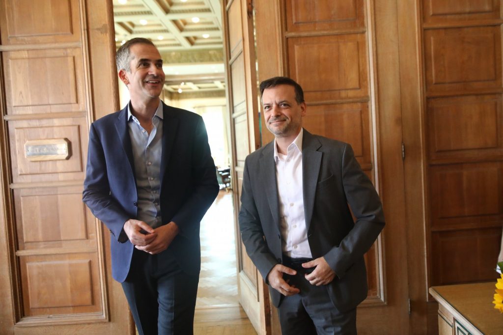 Πώς έγινε η εκλογική ανατροπή στον Δήμο της Αθήνας