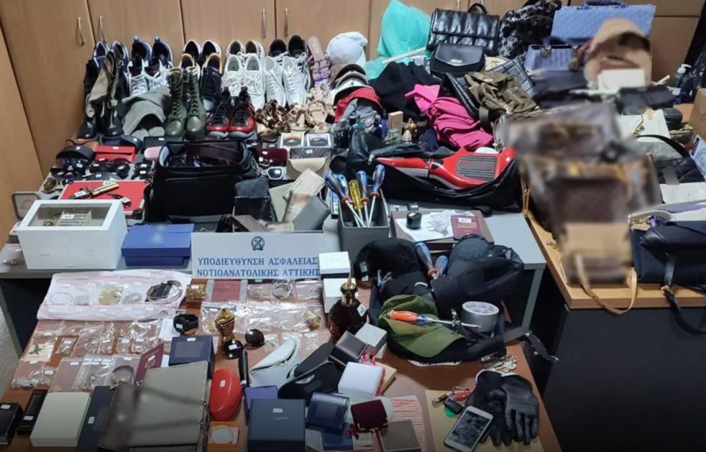 Εξαρθρώθηκε σπείρα διαρρήξεων στα νότια προάστια