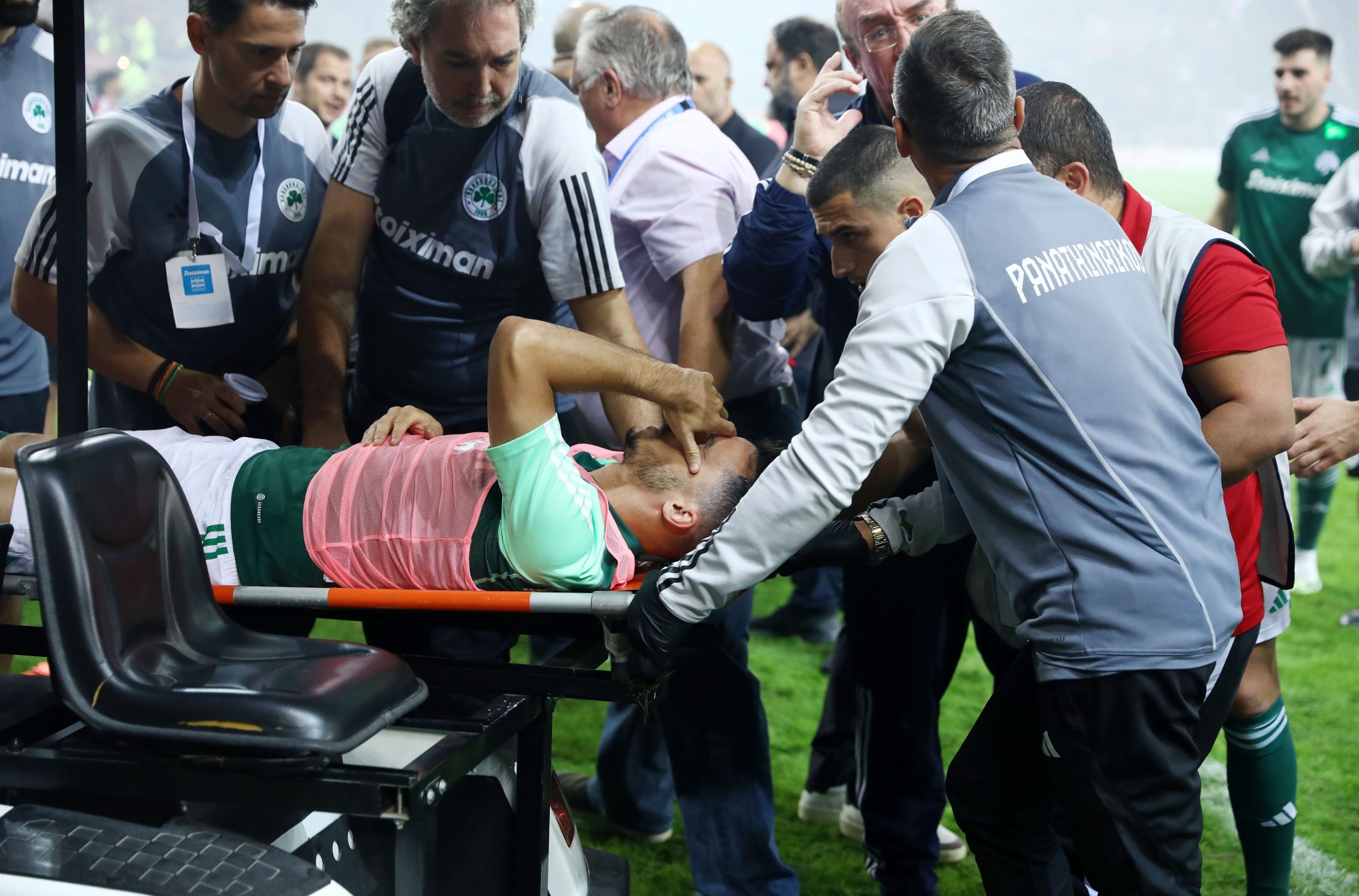 Ολυμπιακός – Παναθηναϊκός: Οριστική διακοπή στο ντέρμπι «αιωνίων» στο «Γ.Καραϊσκάκης»