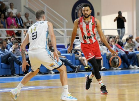 Κολοσσός – Ολυμπιακός 59-102: «Έβρεξε» τρίποντα στη Ρόδο