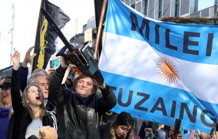 Αργεντινή: Ο ακροδεξιός λαϊκιστής Χαβιέρ Μιλέι απέτυχε να κερδίσει τον πρώτο γύρο των προεδρικών εκλογών