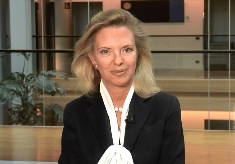 Ελίζα Βόζεμπεργκ: «Η ΕΕ οφείλει να σοβαρευτεί σε ό,τι αφορά την εξωτερική πολιτική» Ελίζα Βόζεμπεργκ: «Η ΕΕ οφείλει να σοβαρευτεί σε ό,τι αφορά την εξωτερική πολιτική»