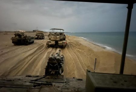 Σε πλήρη εξέλιξη οι συγκρούσεις του Ισραήλ με τη Χαμάς στη Γάζα – «Εξολοθρεύτηκαν μαχητές»