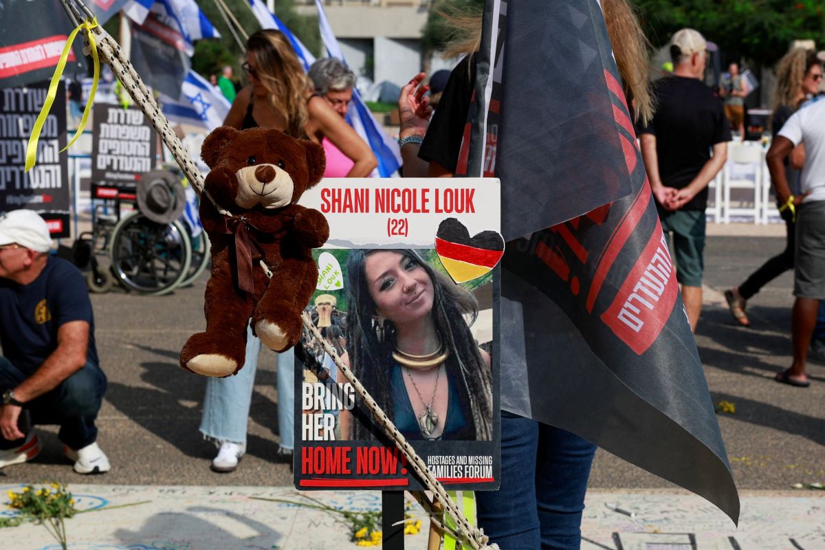 Σάνι Λουκ: Ήταν στην Ελλάδα πριν το μακελειό, λέει ο πατέρας της