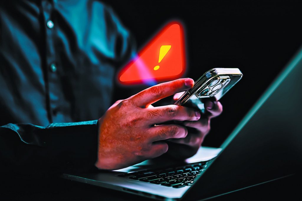 Υποκλοπές: Οι 15 μήνες της «άγνοιας»