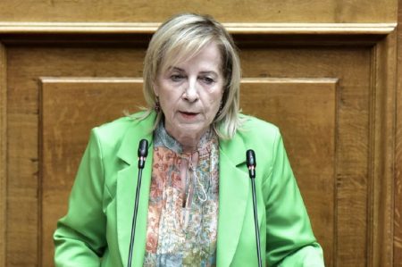 Πλεύση Ελευθερίας: Ανεξαρτητοποιήθηκε η Αρετή Παπαϊωάννου – Μητέρα του Μιχάλη Χουρδάκη