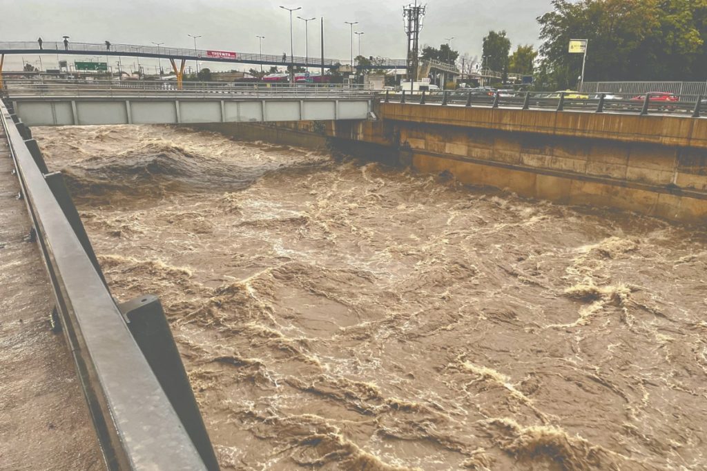 Πώς θα θωρακιστεί η Αττική απέναντι στα ακραία φαινόμενα – 11+1 αντιπλημμυρικές «ασπίδες»