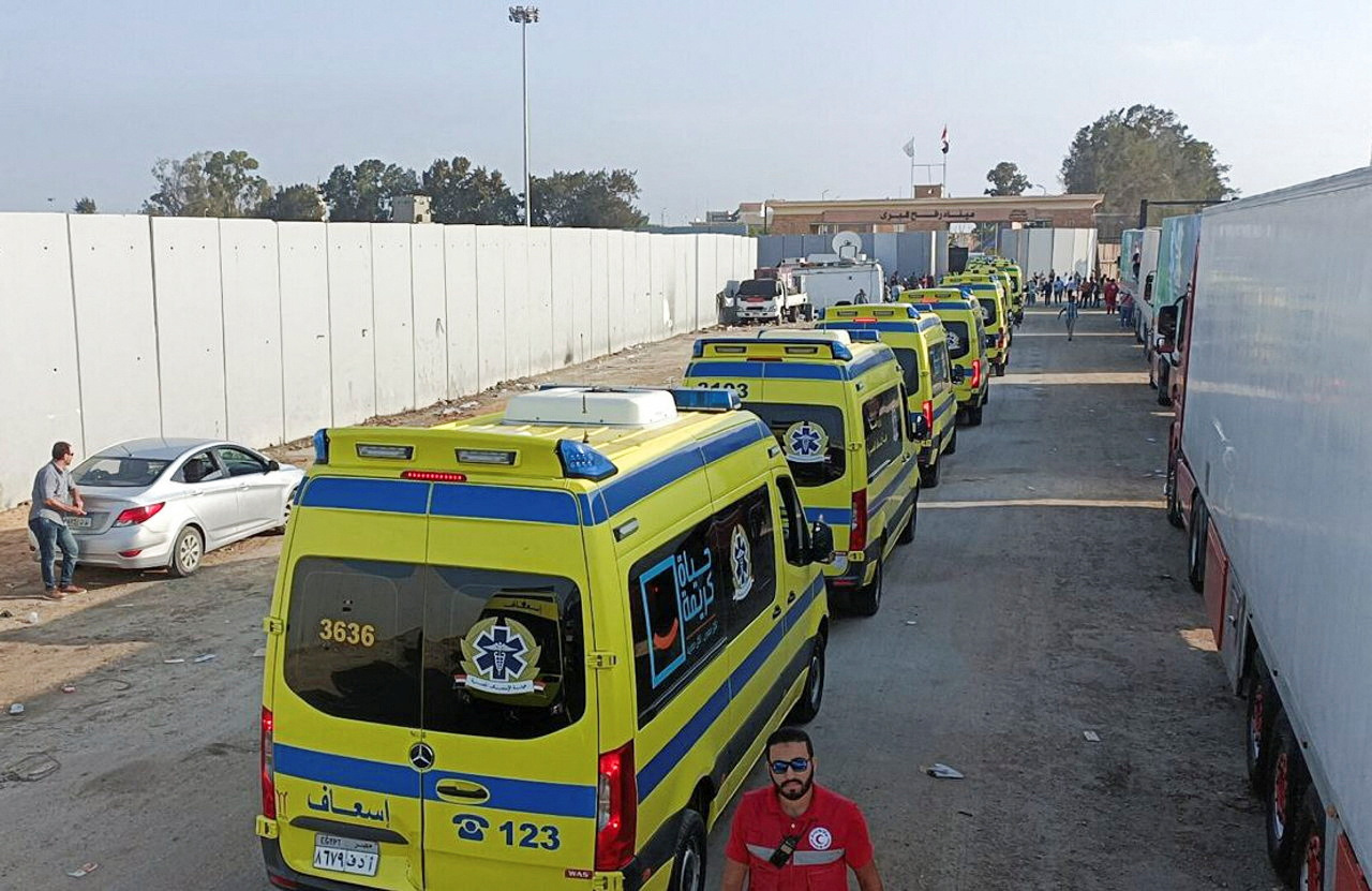 Ισραήλ-Γάζα: Άνοιξε το πέρασμα της Ράφα για ξένους υπηκόους και τραυματίες