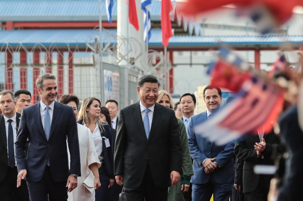 Γιατί πάει ο Μητσοτάκης στην Κίνα;