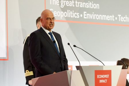 Τηλεφωνική επικοινωνία Ν. Δένδια με τον Ουκρανό ομόλογο του