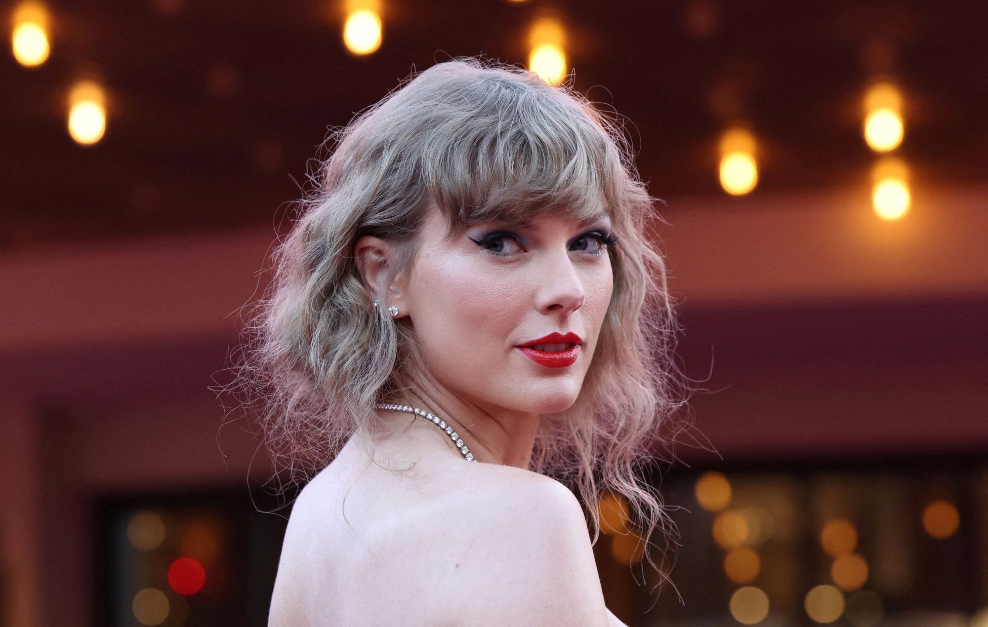 Επάγγελμα δημοσιογράφος, ειδικότητα «Taylor Swift»