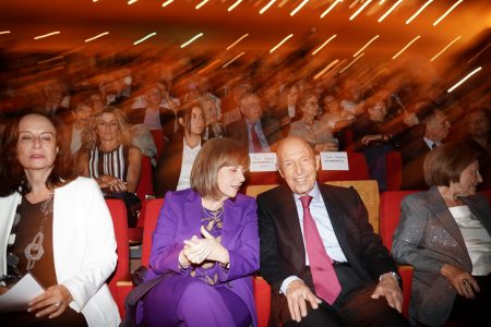 ﻿ Ο εκσυγχρονισμός και η ρεβάνς