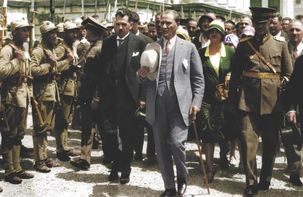 Κεμάλ Ατατούρκ: Ο βίαιος, αυταρχικός, αναμορφωτής της Τουρκίας