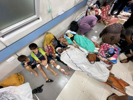 Γάζα: Διακόπηκε η λειτουργία του νοσοκομείου Αλ-Σίφα –  45 νεογέννητα σε κίνδυνο, 1 νεκρό