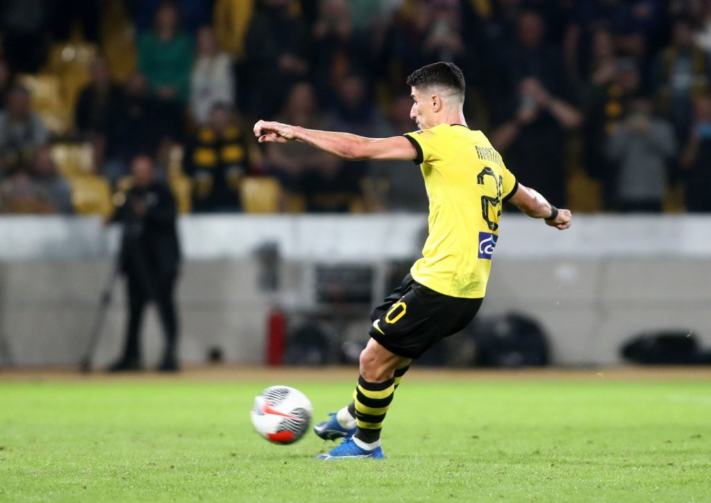 «Ουσιαστική» η ΑΕΚ με 3-0 τη Λαμία