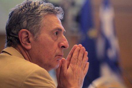 ΣΥΡΙΖΑ: Δεν παραδίδει την έδρα του ο Στέλιος Κούλογλου