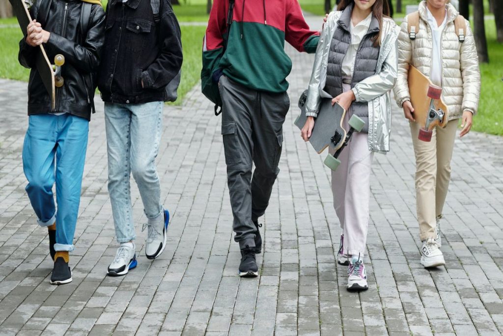 Με ΑΦΜ από σήμερα τα παιδιά άνω των 12 ετών