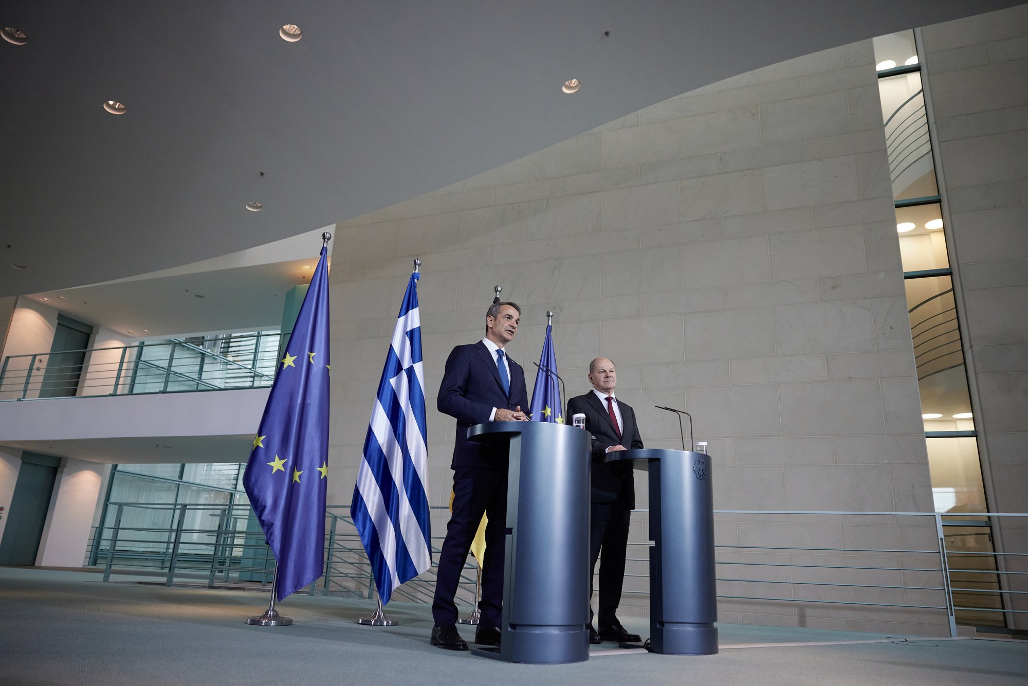 Μητσοτάκης σε Σολτς: Η Ελλάδα δεν είναι πια το μαύρο πρόβατο – Τι είπε για Ερντογάν