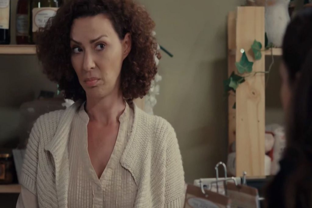 Η Γη της Ελιάς: Η αλήθεια για την ιστορία της Αριάδνης γονατίζει την Αρετή