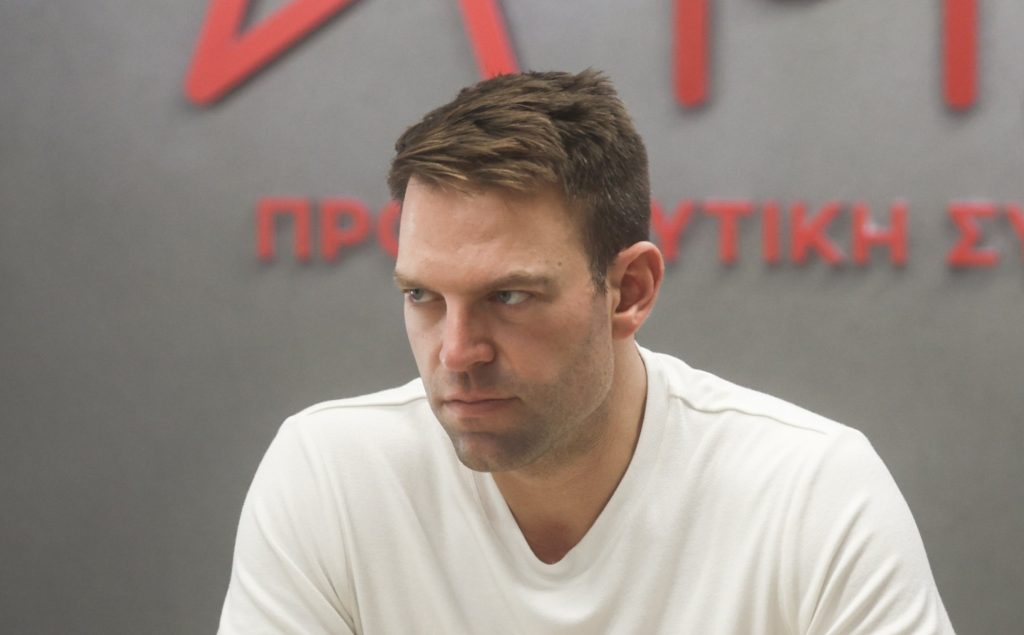 Κασσελάκης: «Οι αποχωρήσεις δεν θα φτάσουν ούτε τα 3.000 μέλη»