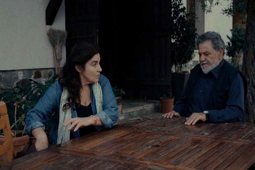 Η Γη της Ελιάς: Μια γυναίκα φτάνει στη Μάνη και αναστατώνει τη Χάιδω