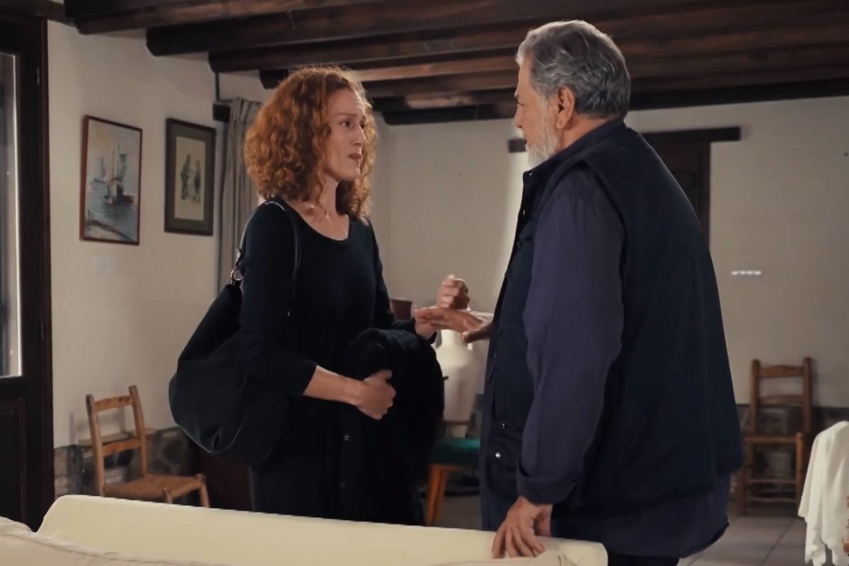 Η Γη της Ελιάς: Ο Λυκούργος προχωράει με το διαζύγιο