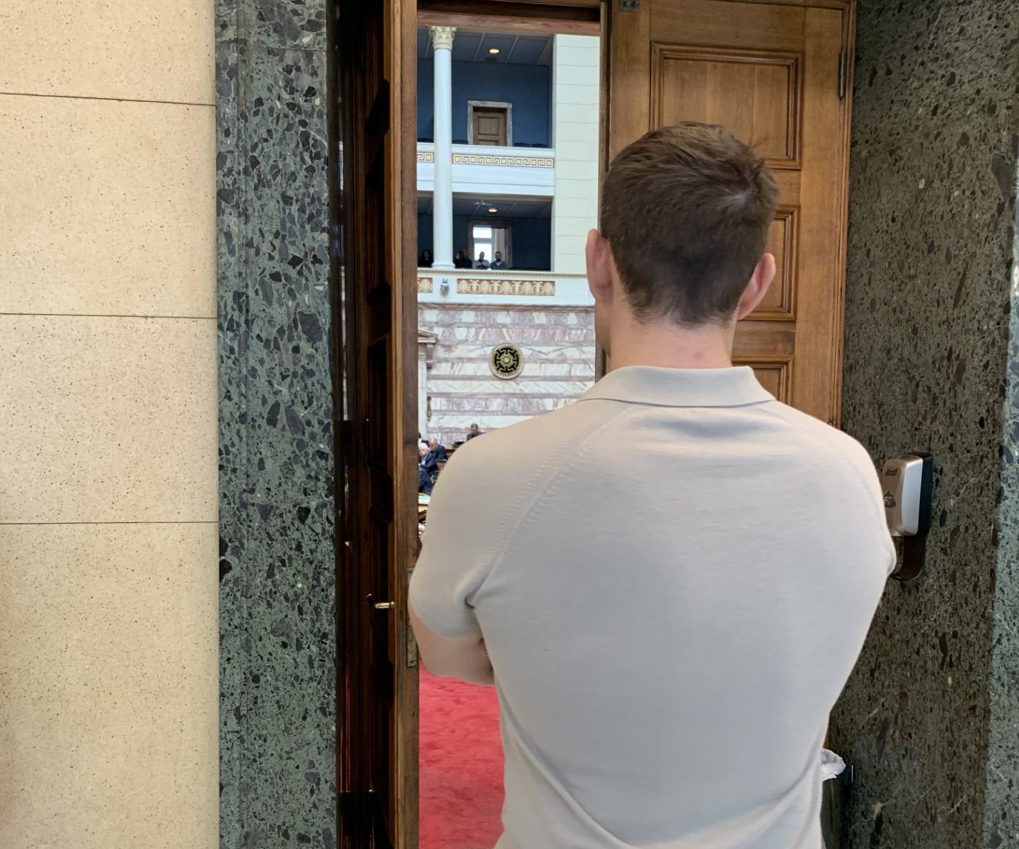 Ο Κασσελάκης σε ρόλο… θεατή