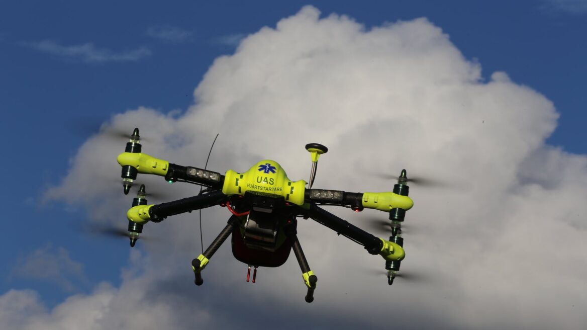 Drones σώζουν τη ζωή ασθενών που έχουν υποστεί ανακοπή καρδιάς