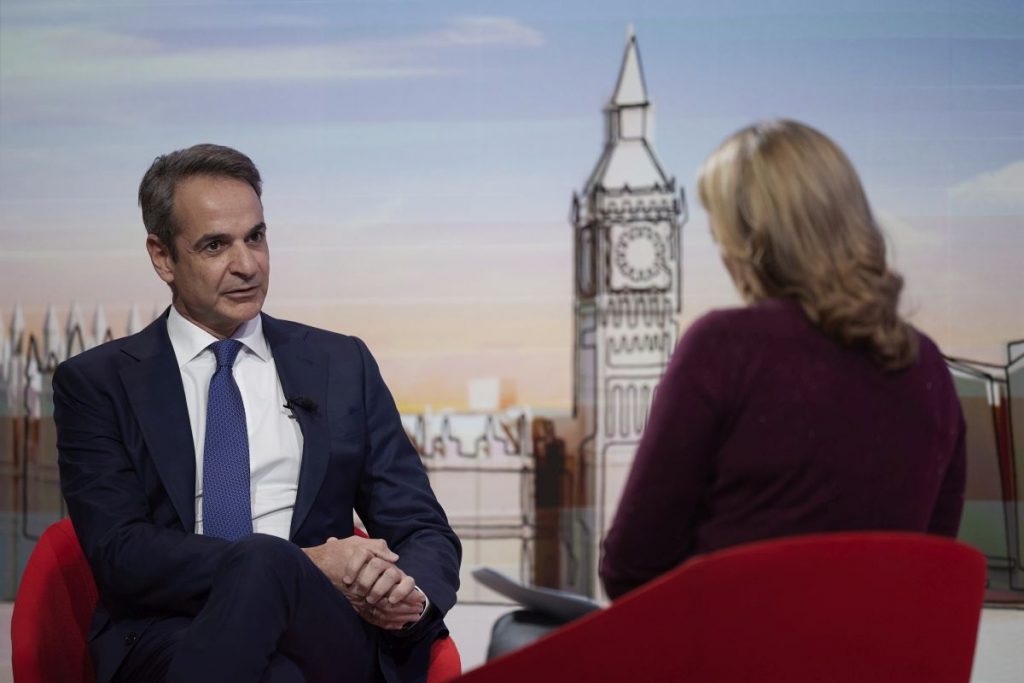 Άγιος Βασίλης: Το χριστουγεννιάτικο δώρο του Politico στον Κυριάκο Μητσοτάκη 