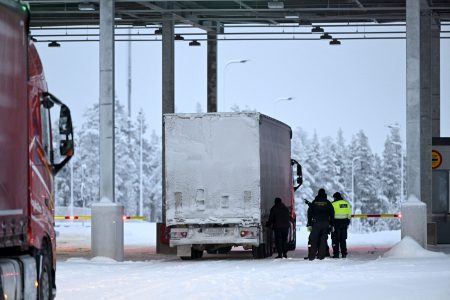 Φινλανδία: Κλείνει για δύο εβδομάδες τα σύνορα της με τη Ρωσία